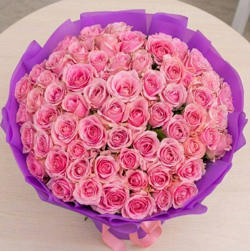 Моно-букет из розовых роз